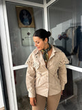 chaqueta con capa